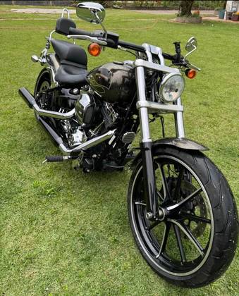 HARLEY-DAVIDSON SOFTAIL BREAKOUT HARLEY-DAVIDSON SOFTAIL BREAKOUT